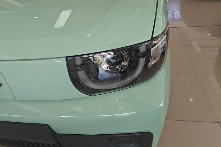 Used Chery QQ Ice Cream 2022 120km Conical Shape Lithium Iron Phosphate Left Front Headlight