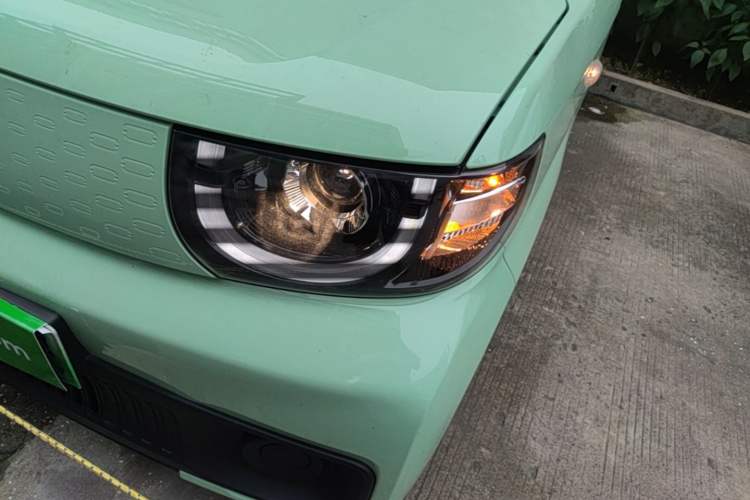 Used Chery QQ Ice Cream 2022 120km Conical Shape Lithium Iron Phosphate Left Front Headlight