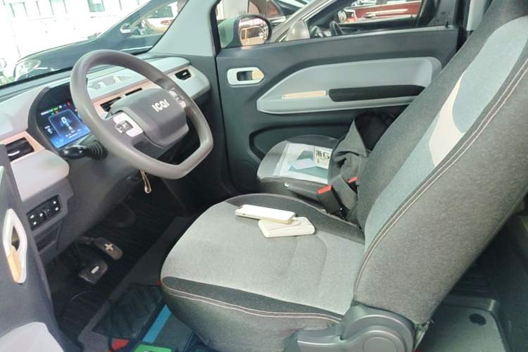 Used Chery QQ Ice Cream 2022 170km Sundae Phosphate Lithium-Ion Left Front Seat
