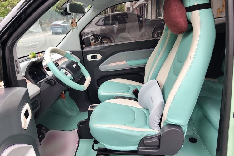 Used Chery QQ Ice Cream 2022 170km Sundae Phosphate Lithium-Ion Left Front Seat
