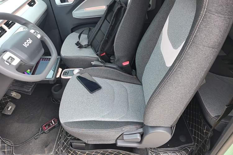 Used Chery QQ Ice Cream 2022 170km Sundae Phosphate Lithium-Ion Left Front Seat