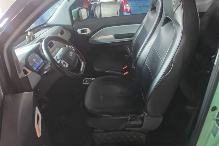 Used Chery QQ Ice Cream 2022 170km Sundae Phosphate Lithium-Ion Left Front Seat