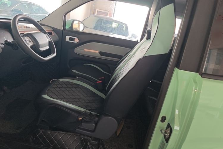 Used Chery QQ Ice Cream 2022 170km Sundae Phosphate Lithium-Ion Left Front Seat