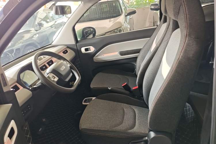 Used Chery QQ Ice Cream 2022 170km Sundae Phosphate Lithium-Ion Left Front Seat