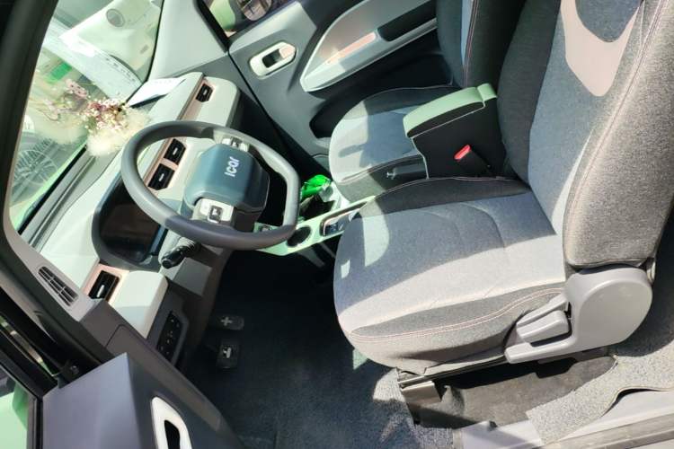 Used Chery QQ Ice Cream 2022 170km Sundae Phosphate Lithium-Ion Left Front Seat