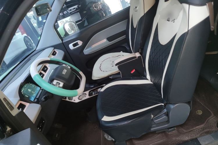 Used Chery QQ Ice Cream 2022 120km Conical Shape Lithium Iron Phosphate Left Front Seat