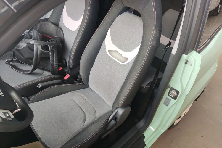 Used Chery QQ Ice Cream 2022 170km Sundae Phosphate Lithium-Ion Left Front Seat