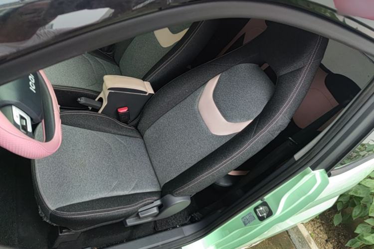 Used Chery QQ Ice Cream 2022 120km Conical Shape Lithium Iron Phosphate Left Front Seat