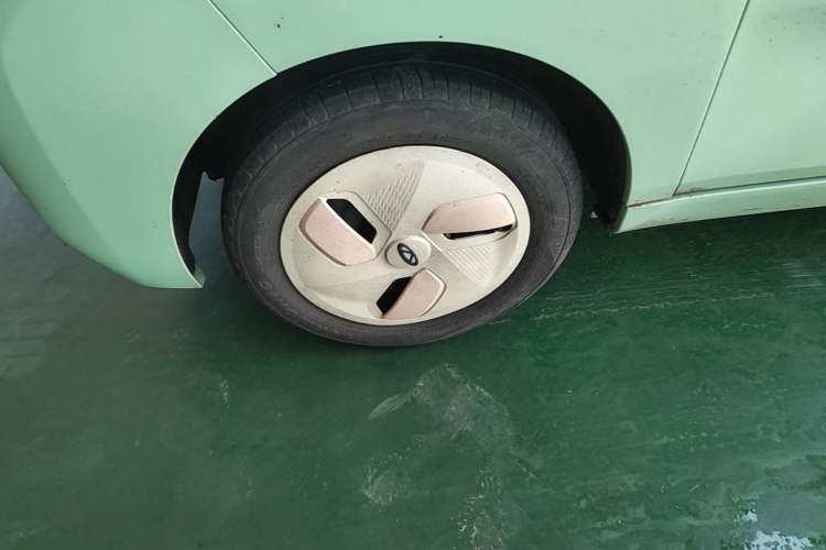 Used Chery QQ Ice Cream 2022 170km Sundae Phosphate Lithium-Ion Left Front Wheel Hub