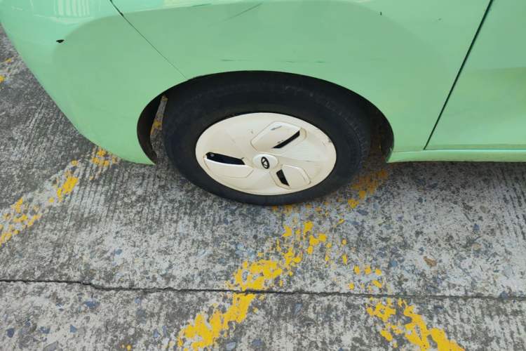 Used Chery QQ Ice Cream 2022 170km Sundae Phosphate Lithium-Ion Left Front Wheel Hub