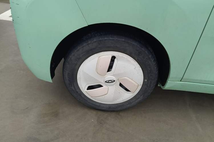 Used Chery QQ Ice Cream 2022 170km Sundae Phosphate Lithium-Ion Left Front Wheel Hub