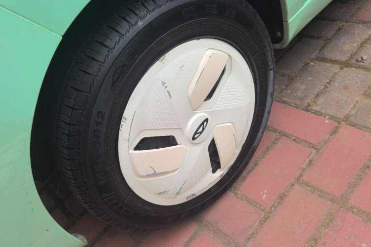 Used Chery QQ Ice Cream 2022 170km Sundae Phosphate Lithium-Ion Left Front Wheel Hub