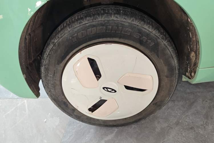 Used Chery QQ Ice Cream 2022 170km Sundae Phosphate Lithium-Ion Left Front Wheel Hub