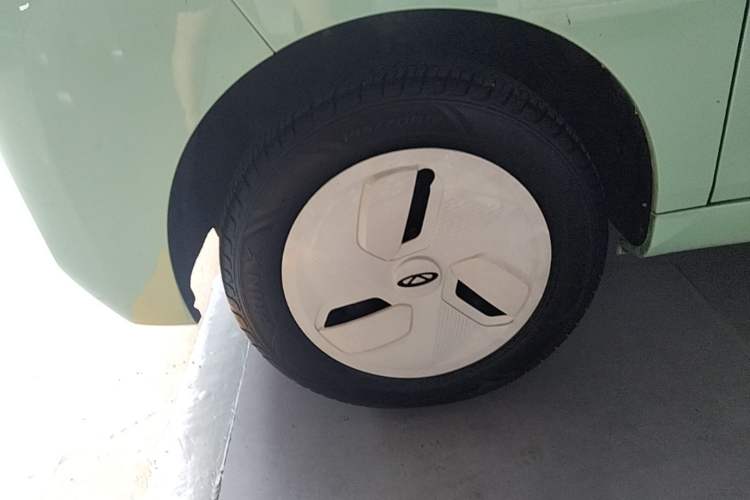 Used Chery QQ Ice Cream 2022 120km Conical Shape Lithium Iron Phosphate Left Front Wheel Hub