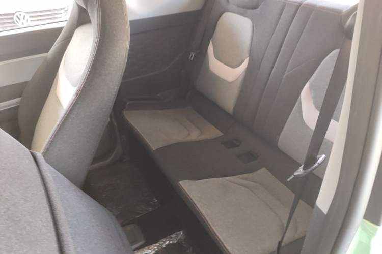 Used Chery QQ Ice Cream 2022 170km Sundae Phosphate Lithium-Ion Left Rear Seat