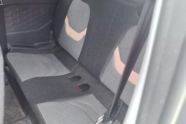 Used Chery QQ Ice Cream 2022 120km Conical Shape Lithium Iron Phosphate Left Rear Seat