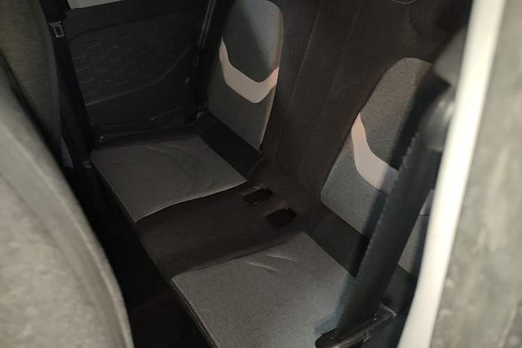 Used Chery QQ Ice Cream 2022 120km Conical Shape Lithium Iron Phosphate Left Rear Seat