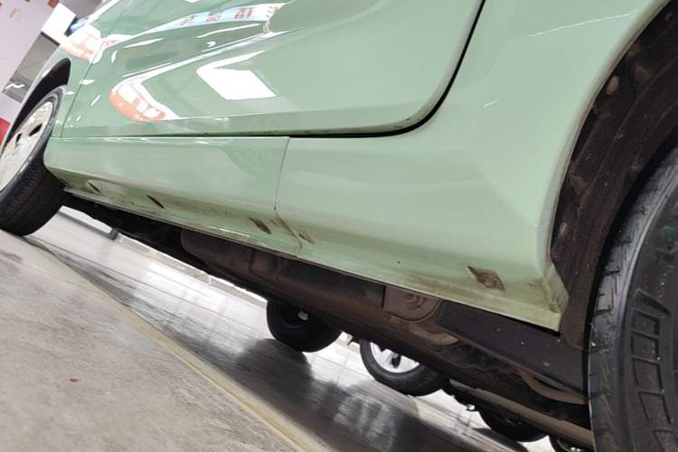 Used Chery QQ Ice Cream 2022 170km Sundae Phosphate Lithium-Ion Left Side Sill