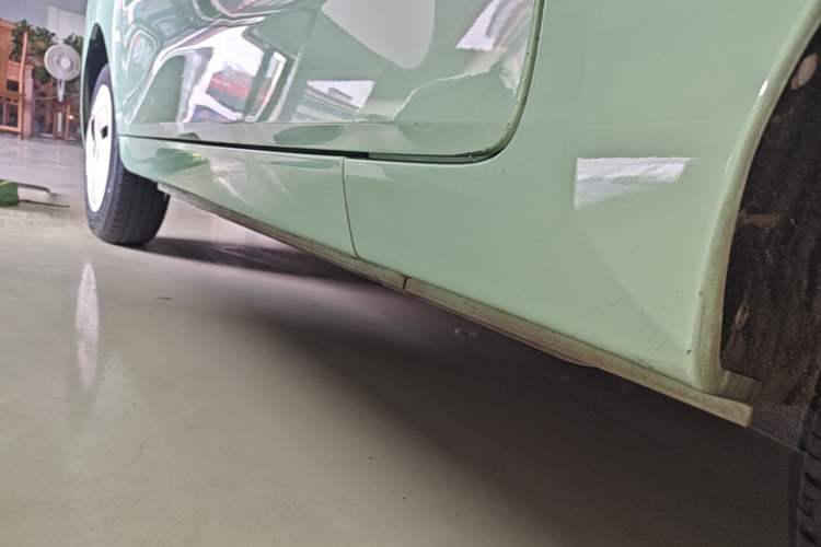 Used Chery QQ Ice Cream 2022 170km Sundae Phosphate Lithium-Ion Left Side Sill