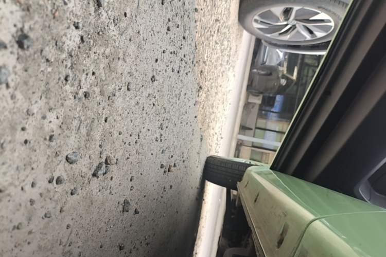 Used Chery QQ Ice Cream 2022 170km Sundae Phosphate Lithium-Ion Left Side Sill