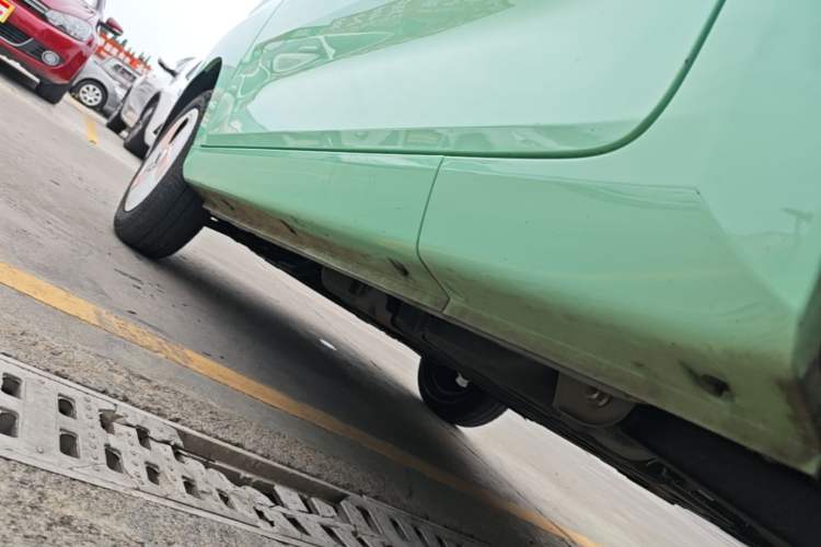 Used Chery QQ Ice Cream 2022 120km Conical Shape Lithium Iron Phosphate Left Side Sill