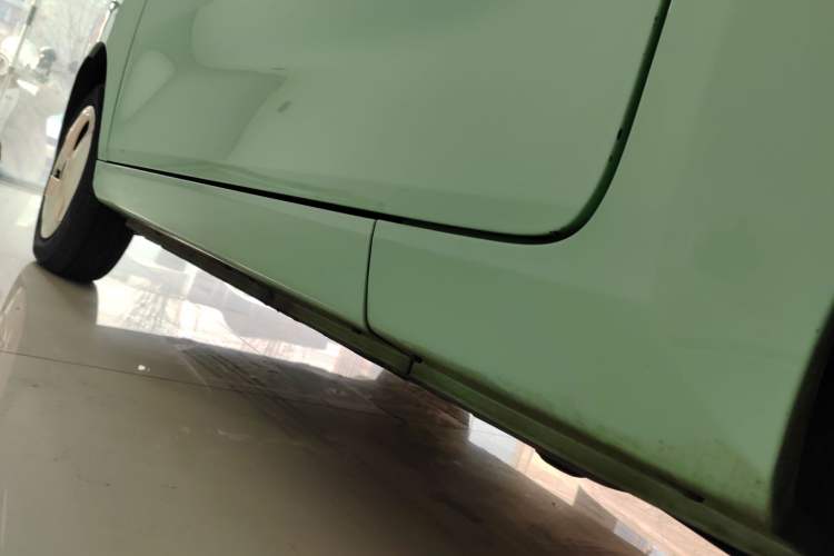 Used Chery QQ Ice Cream 2022 170km Sundae Phosphate Lithium-Ion Left Side Sill