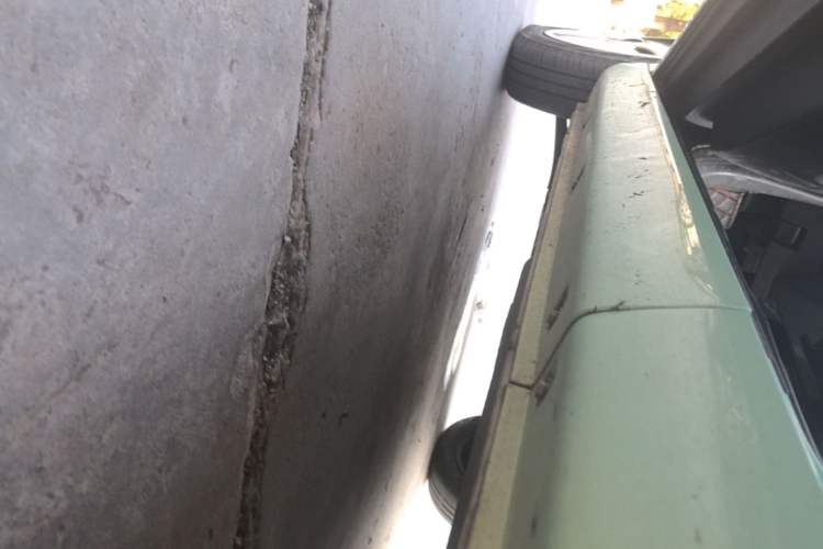 Used Chery QQ Ice Cream 2022 120km Conical Shape Lithium Iron Phosphate Left Side Sill