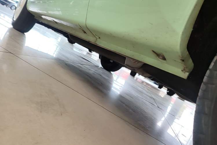 Used Chery QQ Ice Cream 2022 120km Conical Shape Lithium Iron Phosphate Left Side Sill