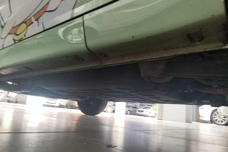 Used Chery QQ Ice Cream 2022 120km Conical Shape Lithium Iron Phosphate Left Side Sill