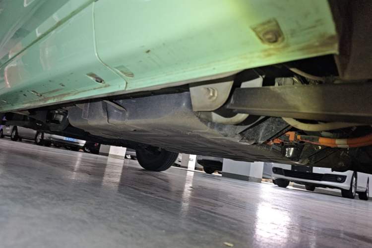 Used Chery QQ Ice Cream 2022 170km Sundae Phosphate Lithium-Ion Left Side Sill