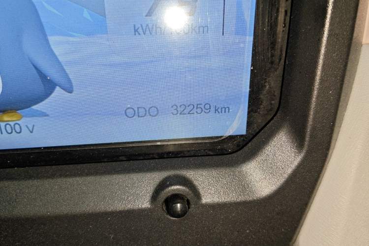 Used Chery QQ Ice Cream 2022 120km Conical Shape Lithium Iron Phosphate Odometer Close Up