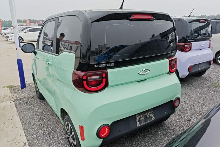 Used Chery QQ Ice Cream 2022 170km Sundae Phosphate Lithium-Ion Rear