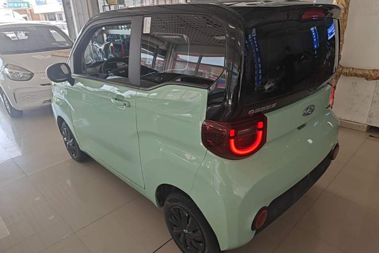 Used Chery QQ Ice Cream 2022 120km Conical Shape Lithium Iron Phosphate Rear Left 45 Deg
