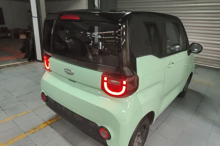Used Chery QQ Ice Cream 2022 120km Conical Shape Lithium Iron Phosphate Rear Right 45 Deg