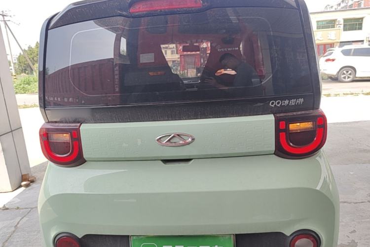 Used Chery QQ Ice Cream 2022 170km Sundae Phosphate Lithium-Ion Rear