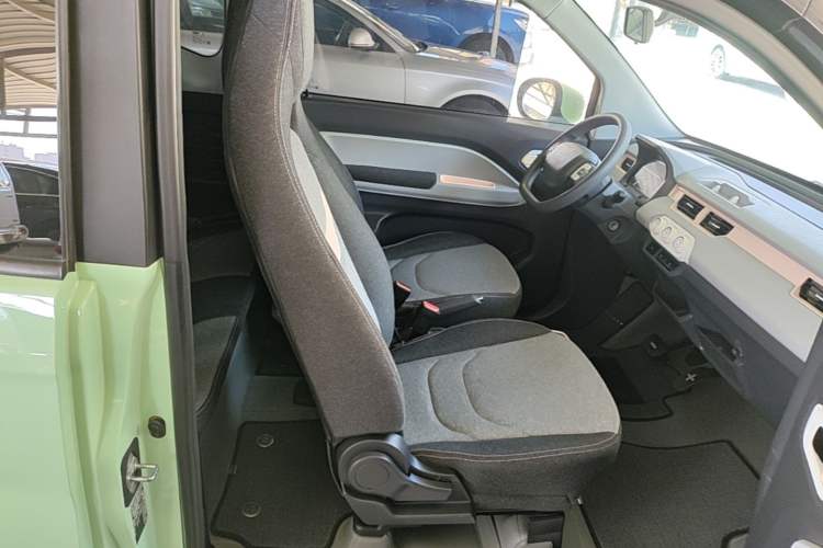 Used Chery QQ Ice Cream 2022 170km Sundae Ternary Lithium Right Front Seat