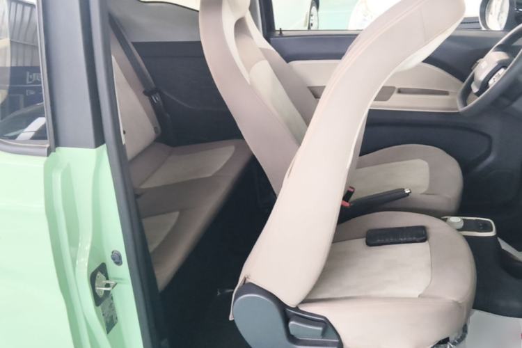 Used Chery QQ Ice Cream 2022 Taohuanxi Sweet Peach Edition Right Front Seat