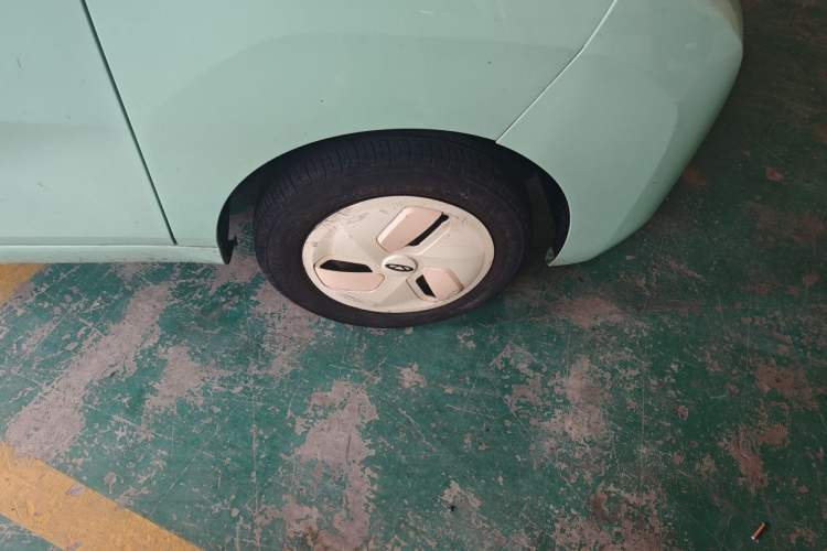 Used Chery QQ Ice Cream 2022 120km Conical Shape Lithium Iron Phosphate Right Front Wheel Hub