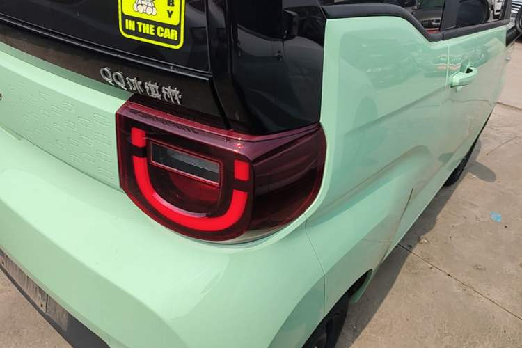 Used Chery QQ Ice Cream 2022 170km Sundae Phosphate Lithium-Ion Right Rear Taillight