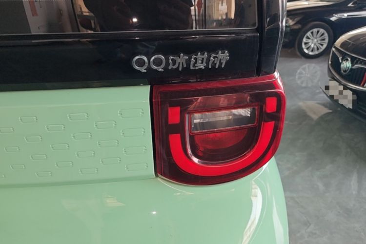 Used Chery QQ Ice Cream 2022 170km Sundae Phosphate Lithium-Ion Right Rear Taillight