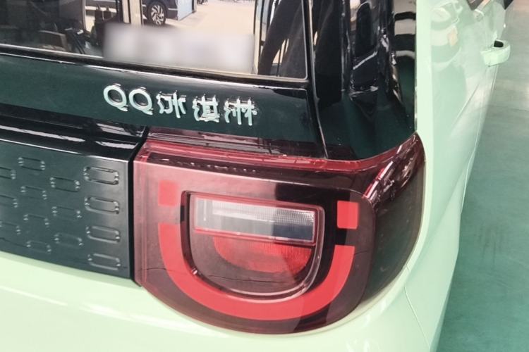 Used Chery QQ Ice Cream 2022 Taohuanxi Sweet Peach Edition Right Rear Taillight