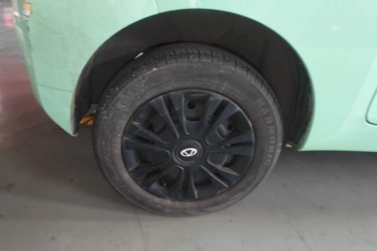 Used Chery QQ Ice Cream 2022 170km Sundae Phosphate Lithium-Ion Right Rear Wheel Hub