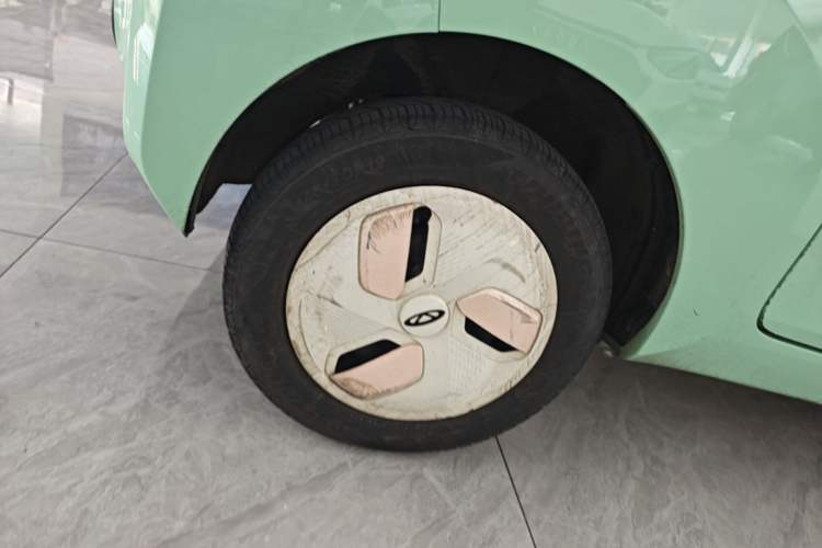 Used Chery QQ Ice Cream 2022 170km Sundae Phosphate Lithium-Ion Right Rear Wheel Hub