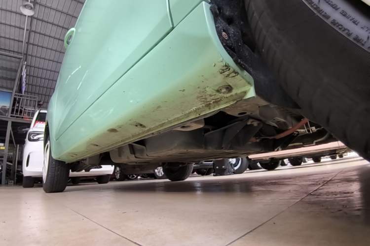 Used Chery QQ Ice Cream 2022 170km Sundae Phosphate Lithium-Ion Right Side Sill