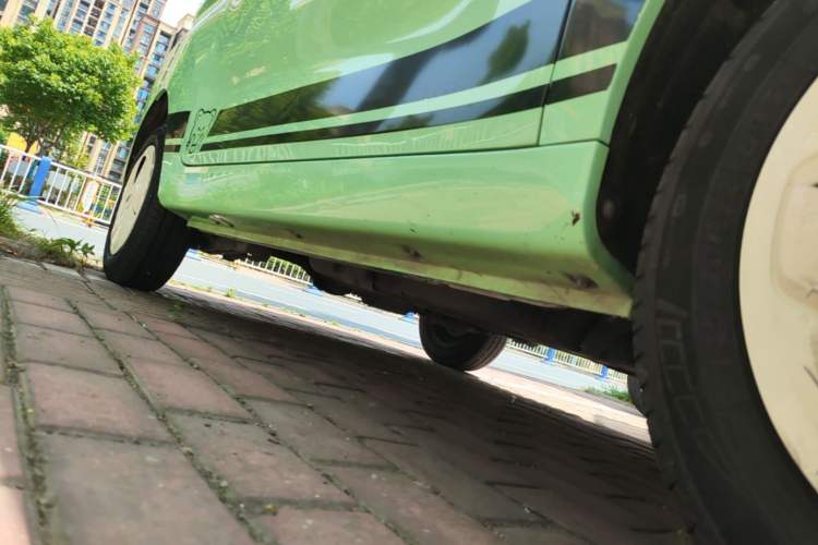 Used Chery QQ Ice Cream 2022 170km Sundae Phosphate Lithium-Ion Right Side Sill