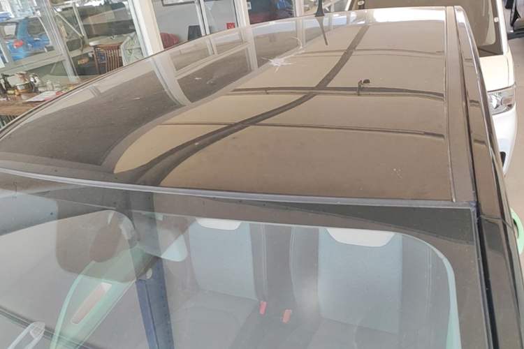 Used Chery QQ Ice Cream 2022 170km Sundae Phosphate Lithium-Ion Roof
