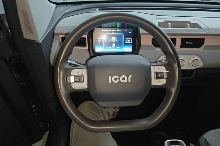 Used Chery QQ Ice Cream 2022 170km Sundae Phosphate Lithium-Ion Steering Wheel