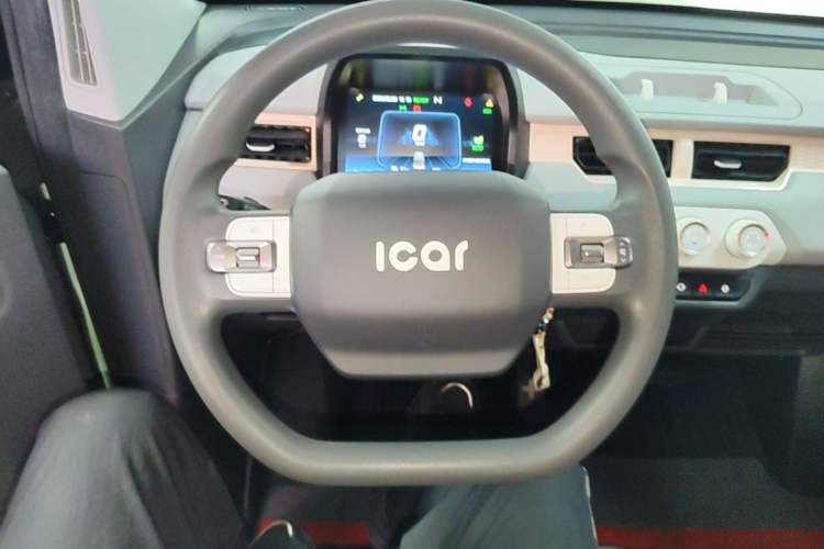 Used Chery QQ Ice Cream 2022 170km Sundae Phosphate Lithium-Ion Steering Wheel