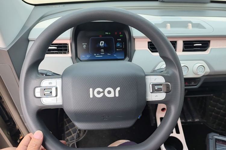 Used Chery QQ Ice Cream 2022 170km Sundae Phosphate Lithium-Ion Steering Wheel