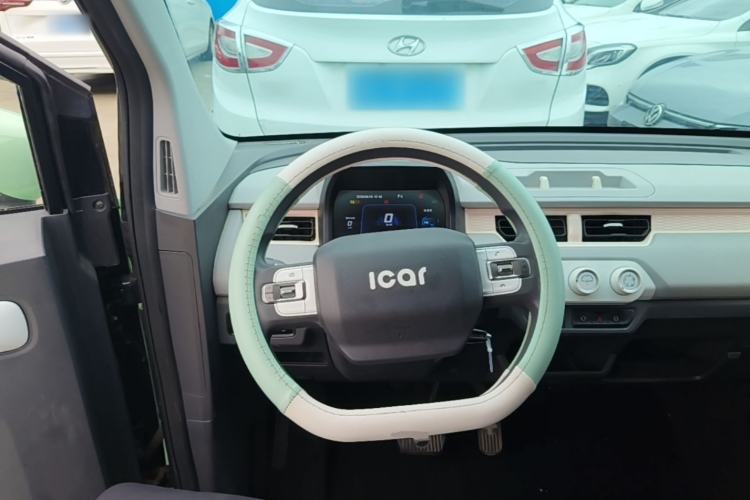 Used Chery QQ Ice Cream 2022 170km Sundae Phosphate Lithium-Ion Steering Wheel